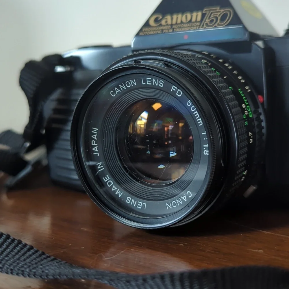 Vintage Canon T50 35mm SLR with Flash and Carrying Case